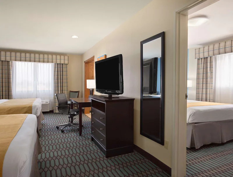 Country Inn & Suites Lubbock